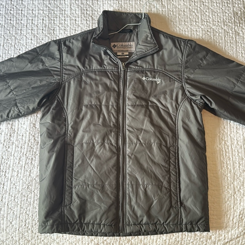 Men’s Columbia Jacket.